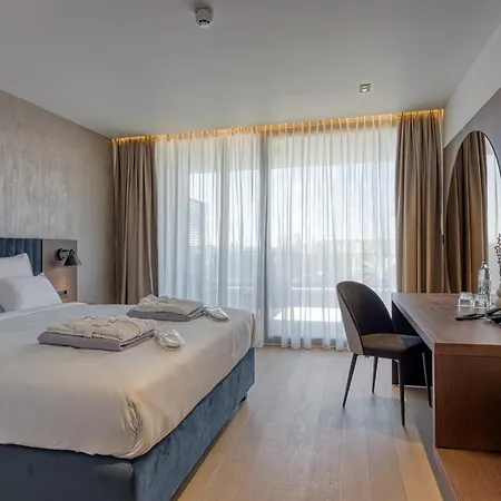 Level 5 - Adults Only Hotell 4*